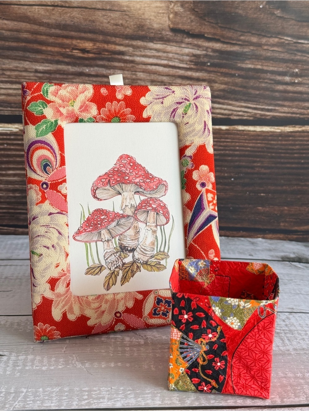 Japanese Chiyogami Photo Frame and Origami Box Set Red Floral Cottagecore Decor